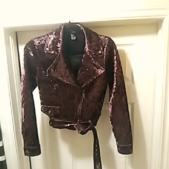 Forever 21 Jackets & Blazers - Crushed Velvet Burgundy Cropped Moto Jacket